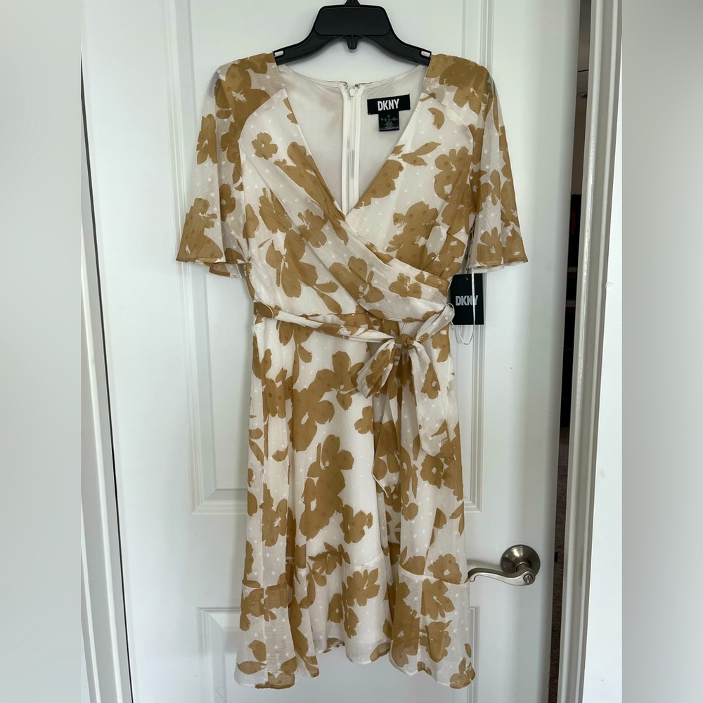 DKNY Women's Midi Dress - Cream and Tan Floral
